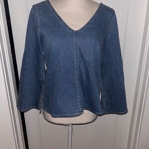 Womens Blue Denim V-Neck Top size medium from Madewell great top